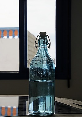 玻璃瓶,藍(lán)色,水