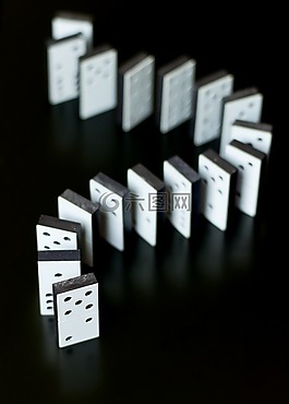 多米諾骨牌,游戲,行