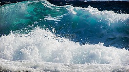 波,砸,海