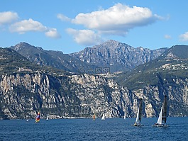 加爾達(dá)湖,湖,湖上