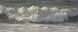 波,性質(zhì),海
