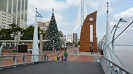 瓜亚基尔,步行,河