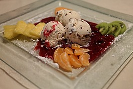 冰,甜點,赴宴
