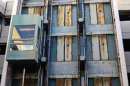 電梯,市區老化,啟示錄