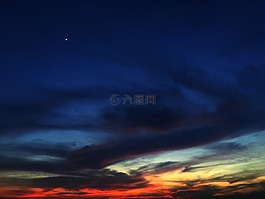 夕陽,西下,倦鳥歸家