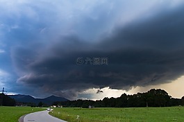 積雨云,暴風(fēng)雨打獵,氣象