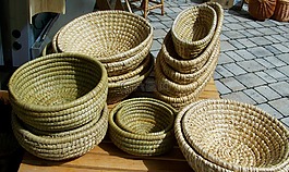 草籃,柳條筐,手工制作的產品