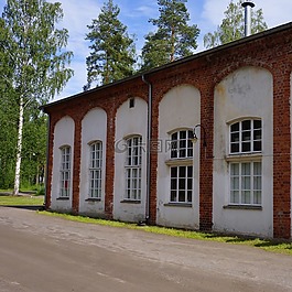 前者工厂,沙漠,arkkitehtoorinen