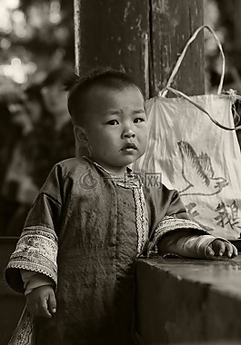 凝望,蹙眉,孩子