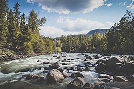 河,溪,水