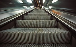 escalataor,自動樓梯,火車站