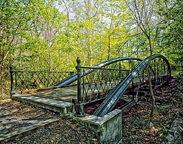 橋,被遺棄的路,里程碑