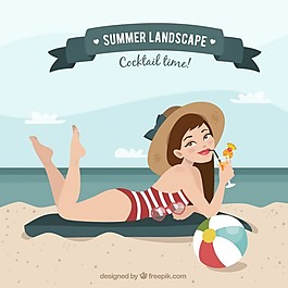 可愛的女孩在海灘上與夏季元素