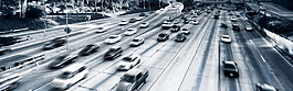 急速的車流banner