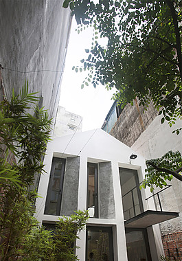 小戶型后花園裝修模型圖