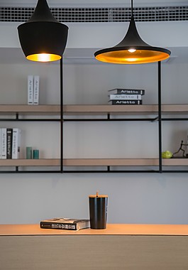 混搭簡約書桌書柜設計圖