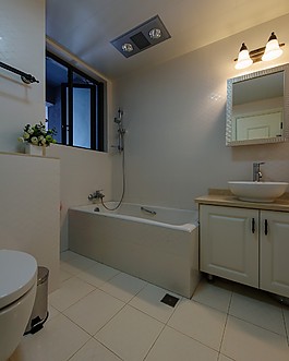美式簡(jiǎn)約衛(wèi)生間浴缸設(shè)計(jì)圖