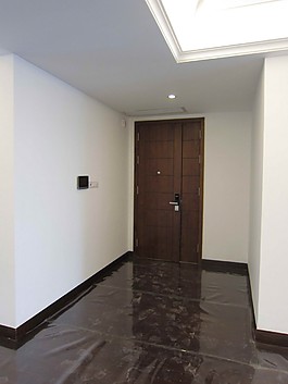 簡約室內(nèi)白色背景墻裝修設(shè)計圖