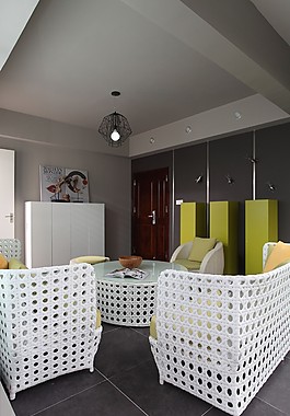 現(xiàn)代創(chuàng)意餐廳餐桌背景墻設計圖