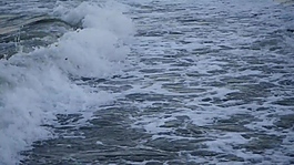 涌動的河水視頻