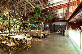 室內(nèi)餐廳效果設(shè)計(jì)圖片