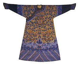 中式刺繡龍長(zhǎng)袍布紋貼圖
