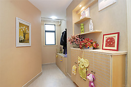 淺色可愛(ài)步入式衣帽間家裝效果圖