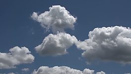 晴朗的天空和云層的時(shí)間流逝
