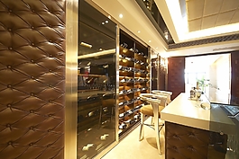 別墅室內酒窖奢華裝修