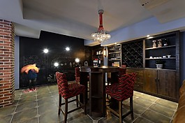 室內(nèi)餐廳酒柜現(xiàn)代復(fù)古裝修效果圖