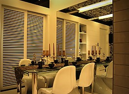 簡約風(fēng)室內(nèi)設(shè)計(jì)餐廳百葉窗效果圖