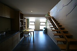 簡(jiǎn)約風(fēng)室內(nèi)設(shè)計(jì)樓梯效果圖