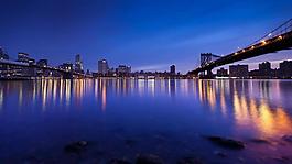 夜晚海邊城市浪漫風(fēng)景延時(shí)攝影素材