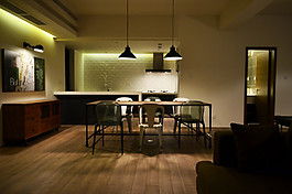 暗色現(xiàn)代餐廳效果圖