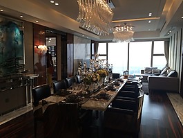 室內(nèi)豪華餐廳裝修效果圖