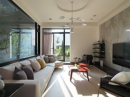 現(xiàn)代簡約客廳玻璃背景墻室內(nèi)裝修效果圖