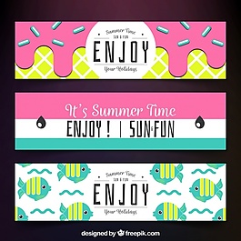 彩色夏日旗幟