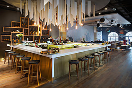 創(chuàng)意室內(nèi)餐廳餐桌效果圖