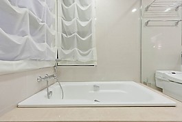 現(xiàn)代浴室淺粉色瓷磚室內(nèi)裝修效果圖