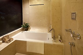 現(xiàn)代暖色調(diào)背景墻衛(wèi)生間室內(nèi)裝修效果圖