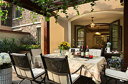 歐式露天陽臺裝修效果圖