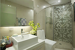 時尚衛(wèi)生間花紋背景墻室內(nèi)裝修效果圖