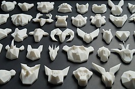 創(chuàng)意白色模型玩具飾品JPG