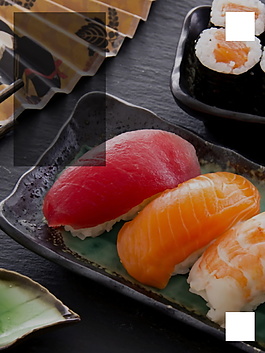 日料三文魚片壽司海報