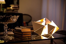 采用折紙工藝的靈感燈具
