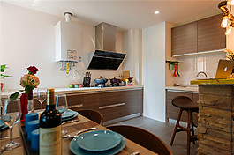 簡約開放式廚房木質(zhì)櫥柜裝修效果圖