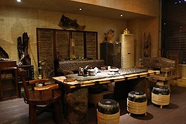 简约餐厅方形吊顶工装效果图