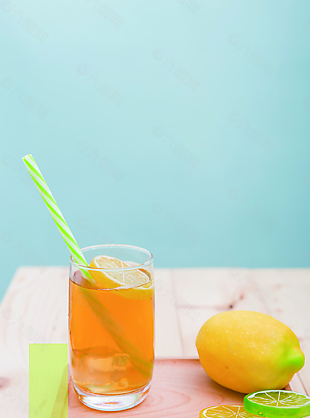 清涼一夏夏季飲品海報(bào)背景素材