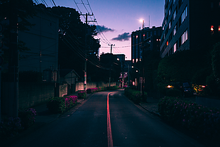 夜幕下的街道