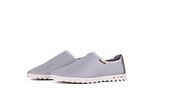 夏季透气浅色休闲男鞋图片